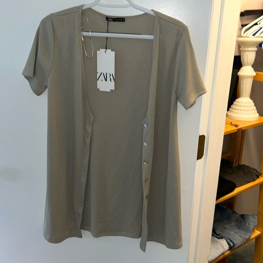 Zara button up sweater